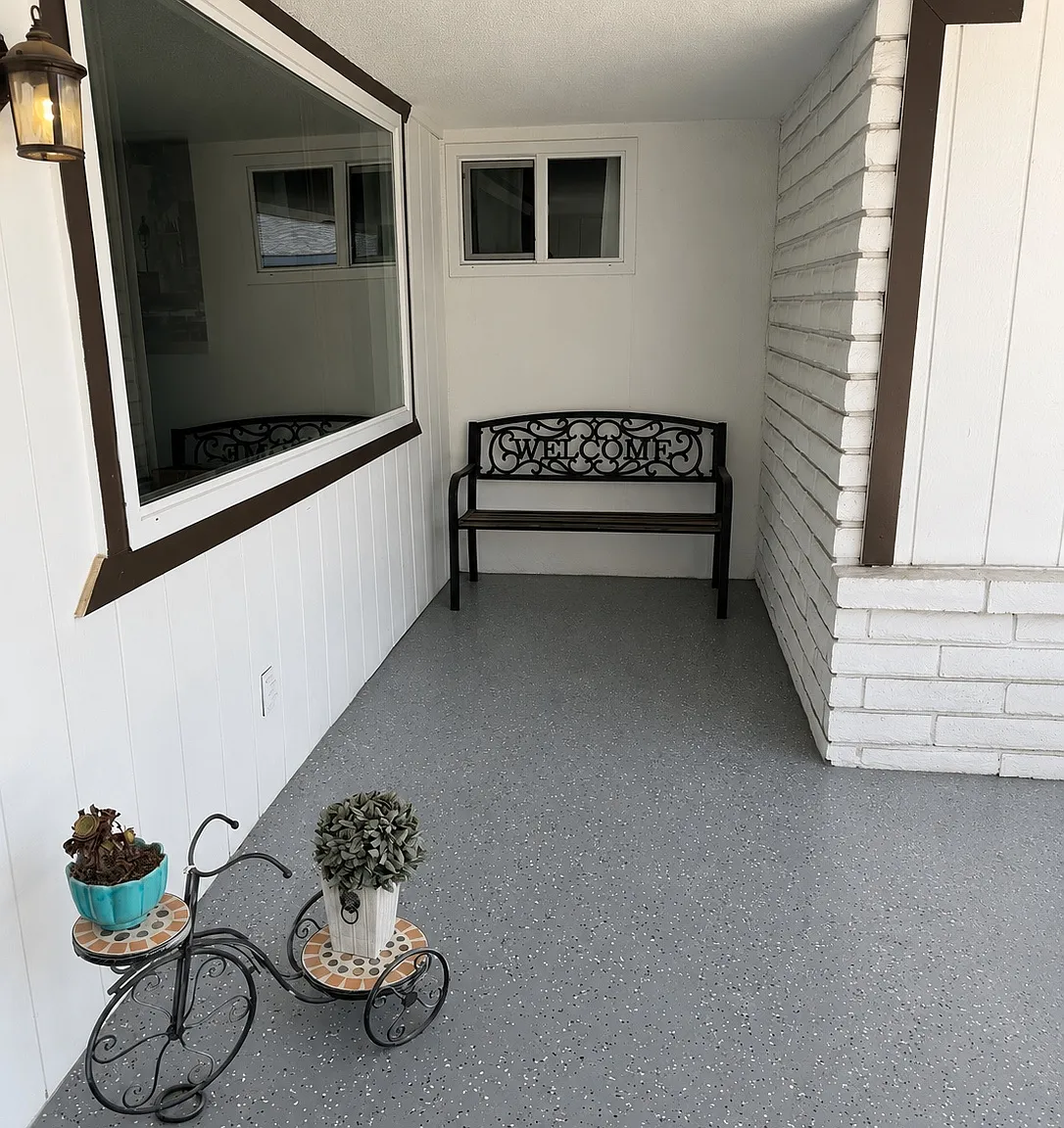 6378 N Poplar Ave — Photo 3