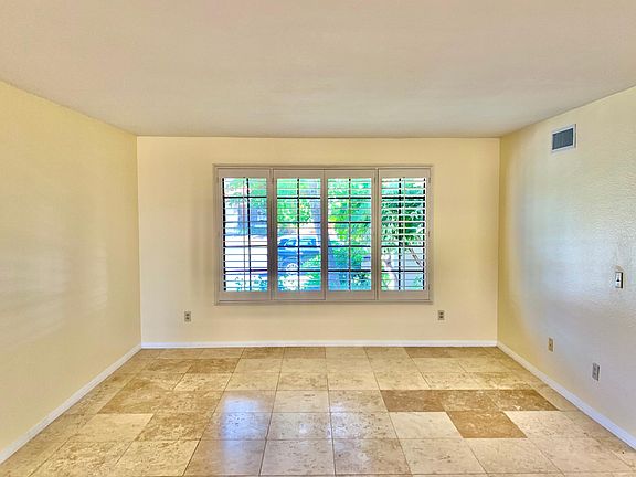 5th image of 418 Starwood Cir
