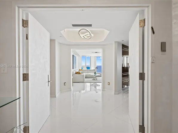 2711 S Ocean Dr Unit 1902, Hollywood, FL 33019