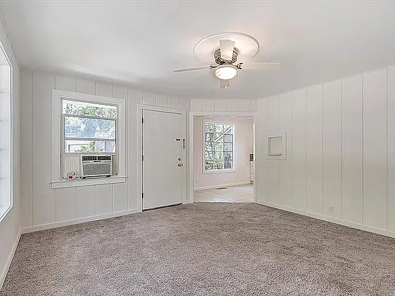333 W Main St — Photo 7