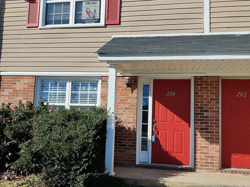 1st image of 204 Emerald Park Ct #204