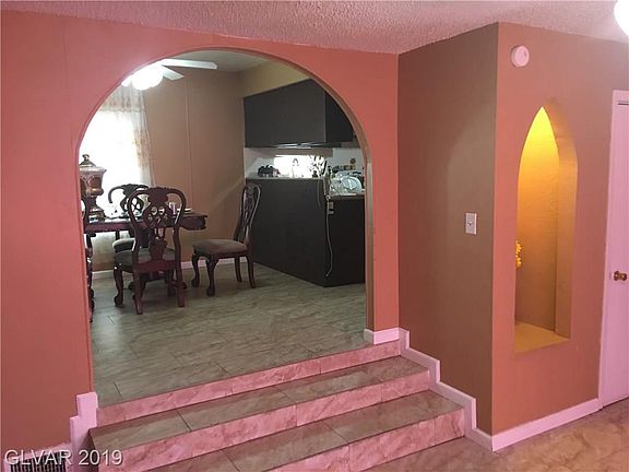 4th image of 6030 Judson Ave