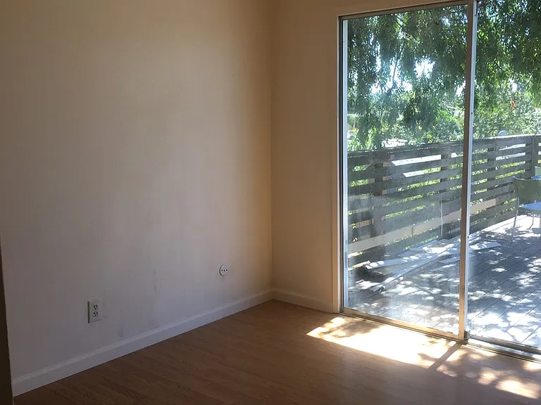 2576 Mohawk Ct — Photo 4