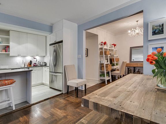 3rd image of 230 Park Pl APT 1G