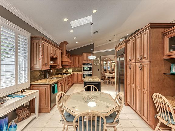 4th image of 1452 E Lacosta Drive