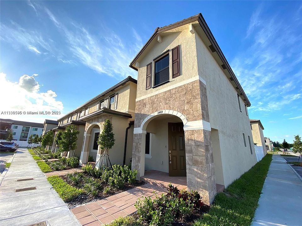1st image of 3409 W 111th Pl #3409