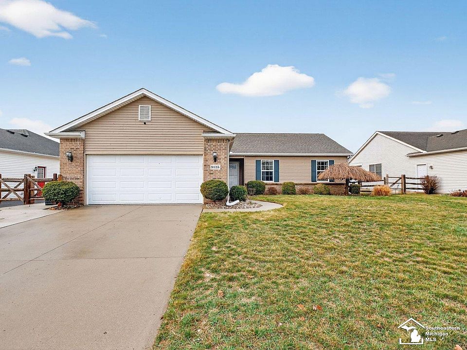 1st image of 9135 Village Meadows Dr
