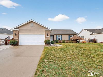 9135 Village Meadows Dr, Temperance, MI, 48182