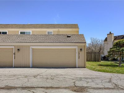 12127 Charlotte St, Kansas City, MO, 64146