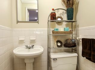 32 Maple Ter, Stanhope, NJ 07874