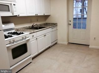 1025 Bainbridge St #B, Philadelphia, PA 19147