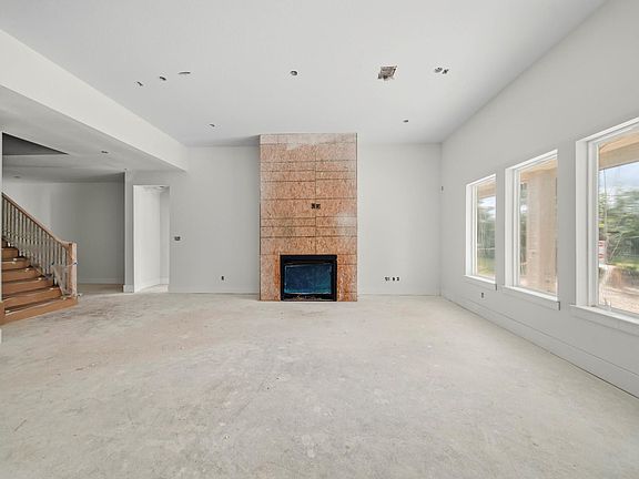 3rd image of 5109 Lido Ln