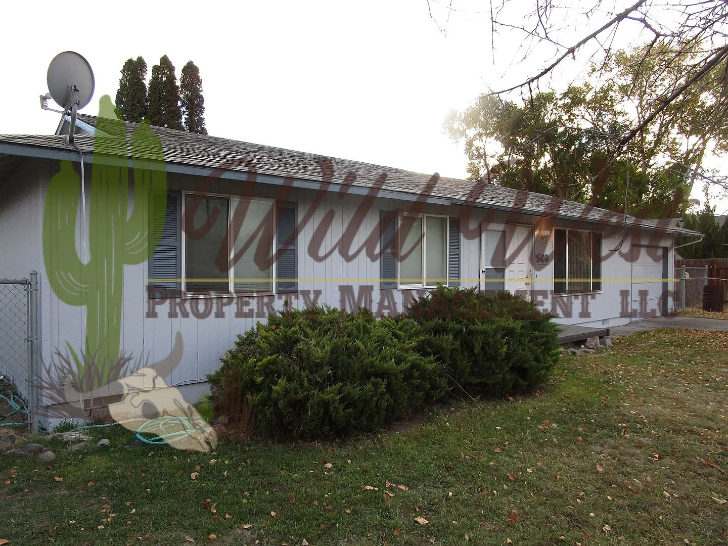 3 Bedroom Home Near Heart of Prineville - Available Soon! — Photo 1