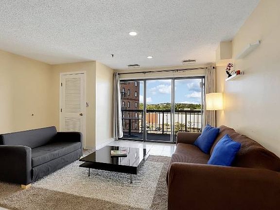 5th image of 3920 Mystic Valley Pkwy APT 411