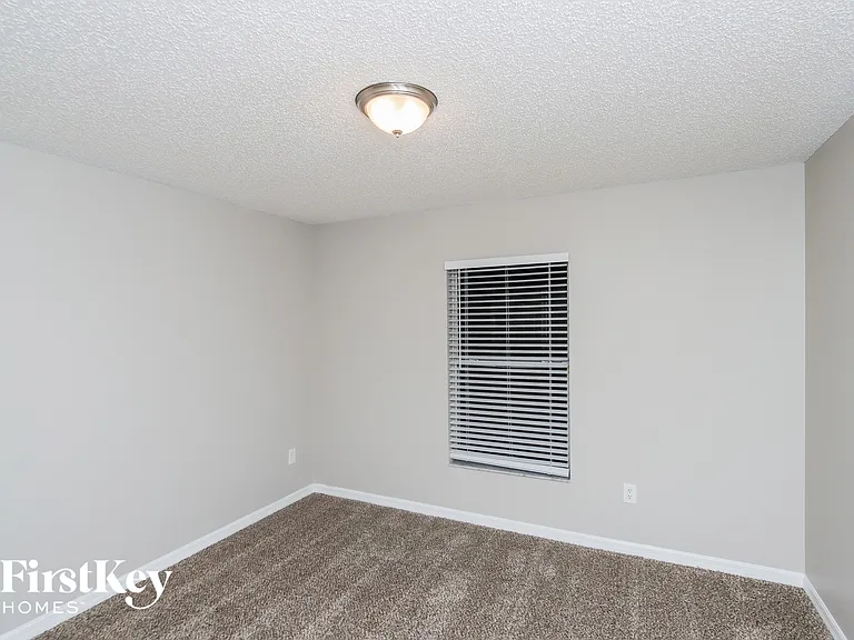 1448 Wacker Ave SE — Photo 12