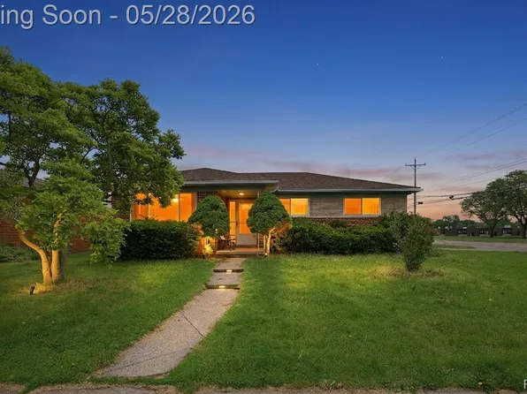 29108 Dover Ave, Warren, MI 48088