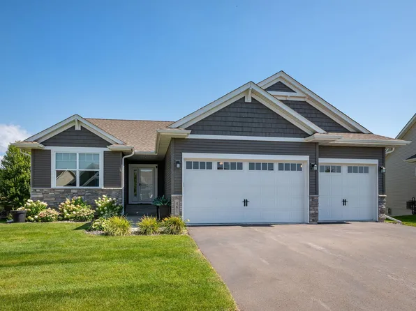 481 Paradise Dr SE, Saint Michael, MN 55376