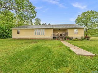 32 Foster Dr, Scottsboro, AL 35769