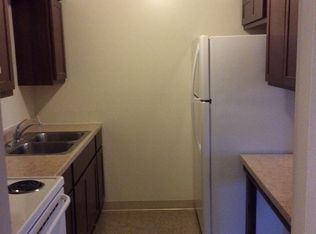 2130 Meadow Ln #1-12, Schererville, IN 46375