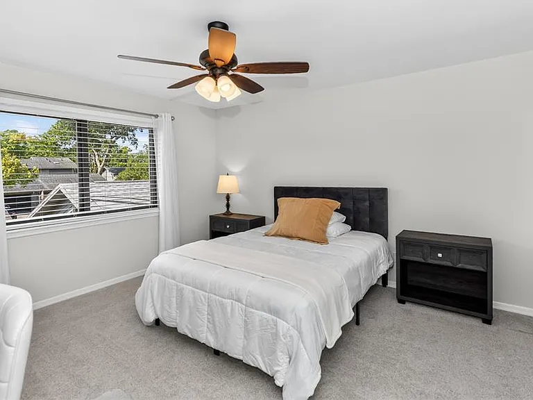 172 Deer Lake Cir — Photo 43