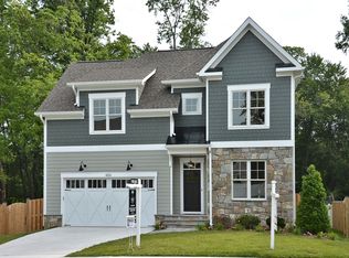 404 Park St SE, Vienna, VA 22180