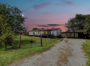 4025 Dove Meadows Ln, Joshua, TX 76058