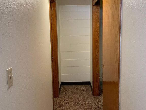 5th image of 202 6th Ave N #1-216