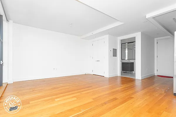 Rented by MySpaceNYC | media 5