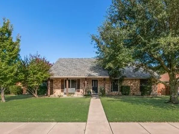 546 Meandering Way, Midlothian, TX 76065