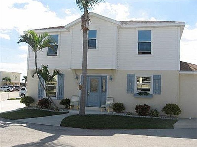 1st image of 1340 Nettles Blvd