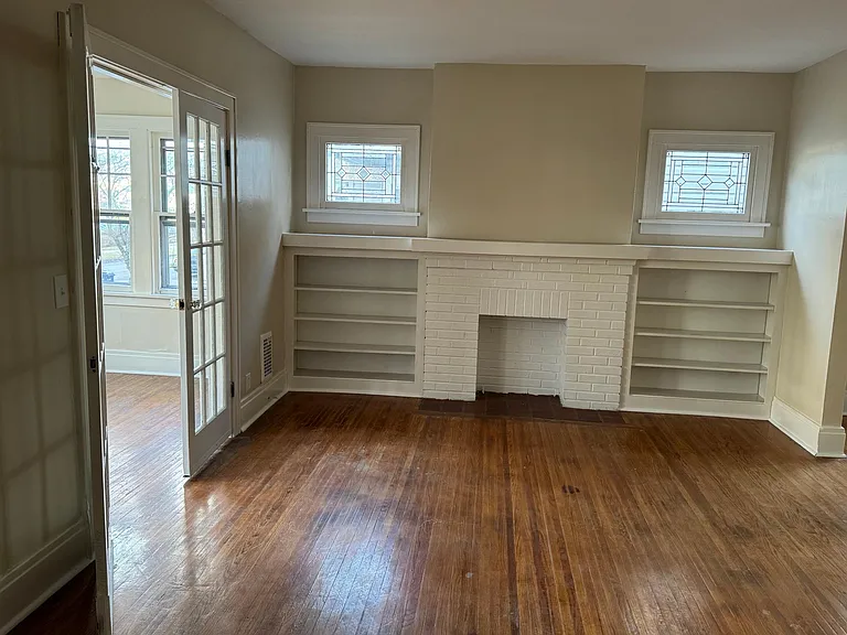 149 Hartwell Rd #LOWER — Photo 2