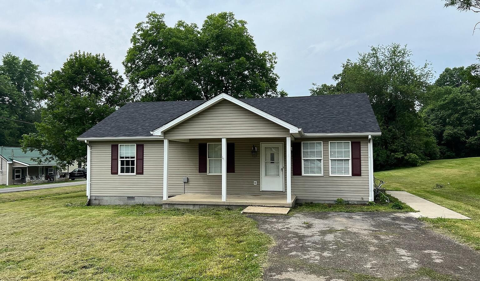 192 S Lucas St, Junction City, KY 40440 MLS 23012297 Zillow