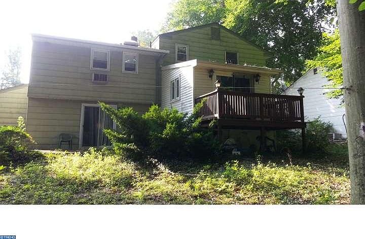 2nd image of 13450 Lindsay St