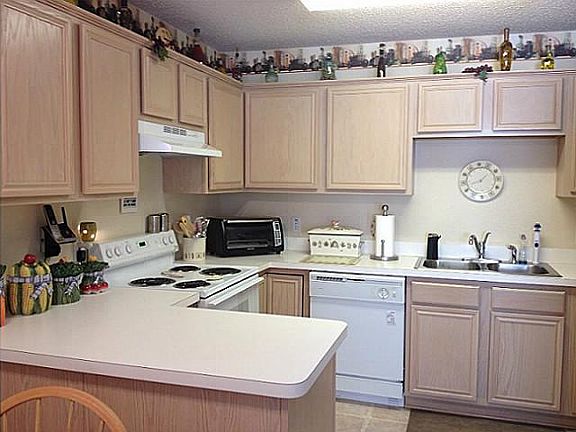 3rd image of 7012 Stetter Dr