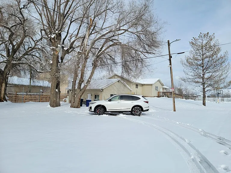 1136 W Elba Ave — Photo 14