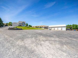 504 W Wagon Wheel Pr NW, Benton City, WA 99320