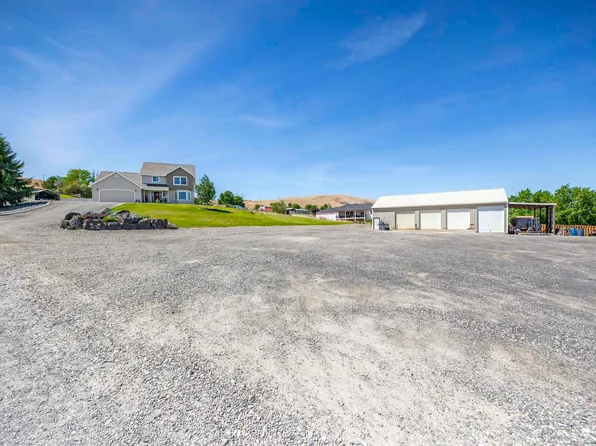 504 W Wagon Wheel Pr NW, Benton City, WA 99320