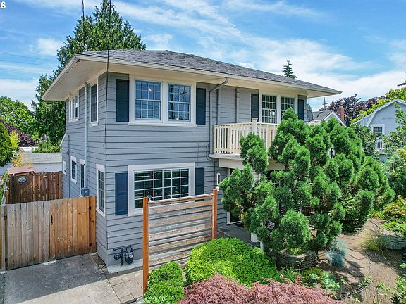 2nd image of 2724 NE 59th Ave
