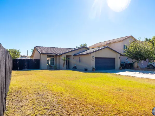 1870 Silver Spur Dr, Imperial, CA 92251