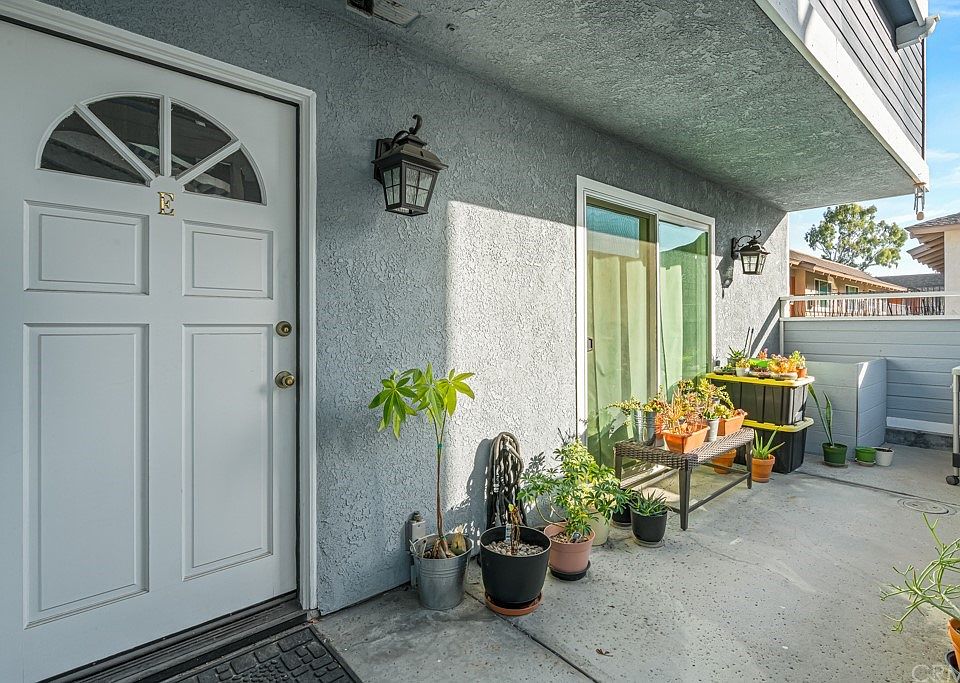 17038 Downey Ave Bellflower CA Zillow