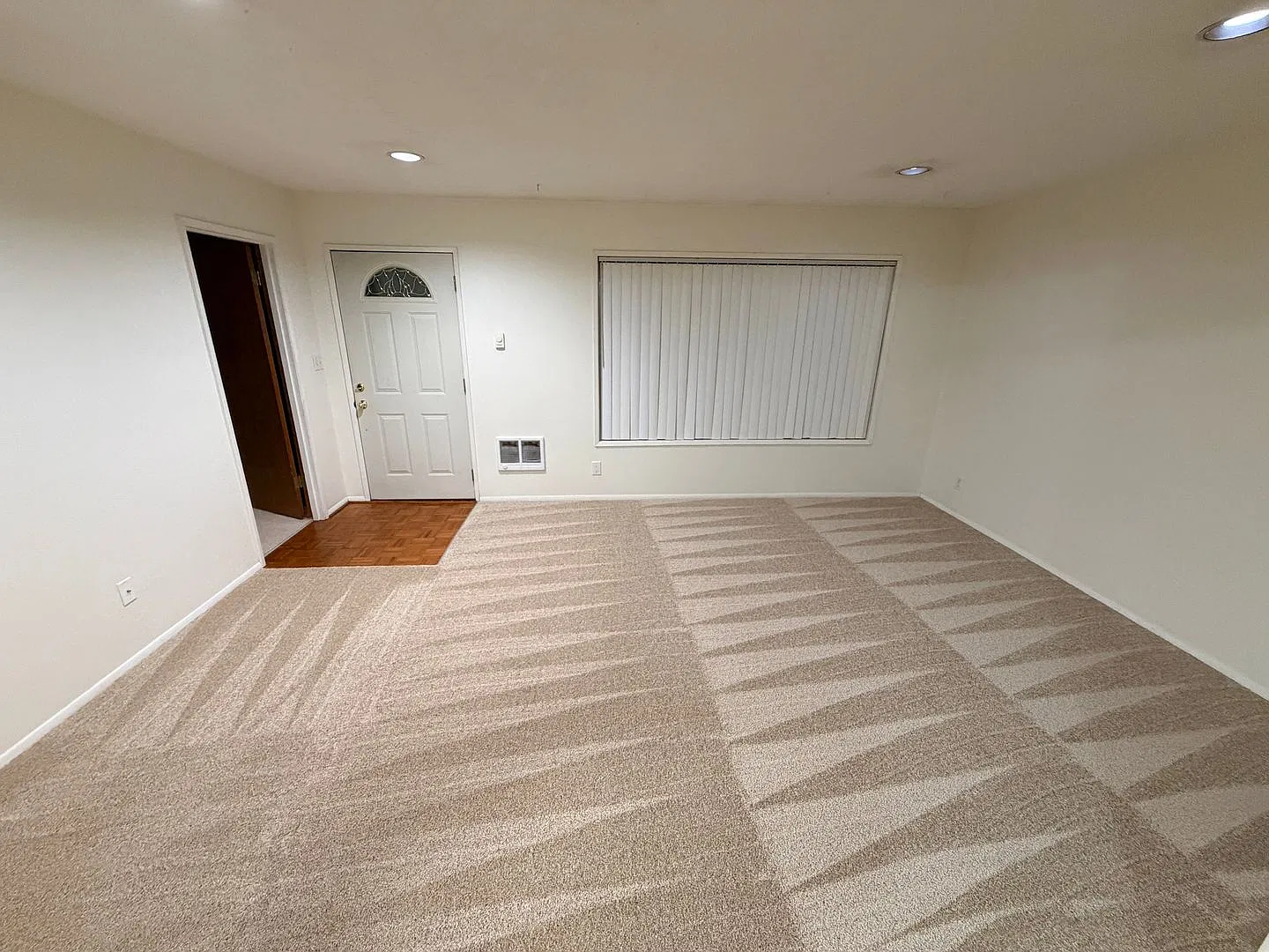 Two Bedroom Home in West Salem + Bonus Room, Large Back Yard — Photo 3