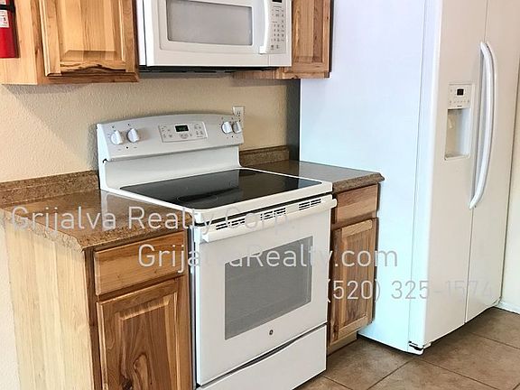 3rd image of 2833 N Flanwill Blvd #2843