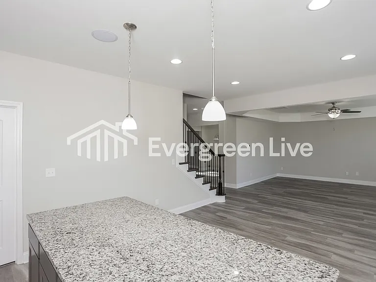 57 Easington Ct — Photo 7