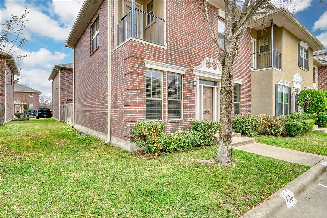 3 bed, 1492 sqft, $1,600 — Photo 1