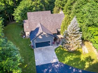 7046 Hunters Crossings Rd, La Fayette, NY 13084