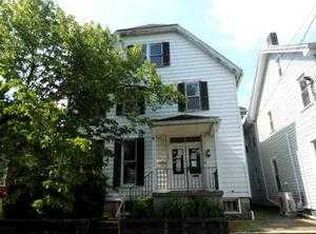 517 W 2nd St, Williamsburg, PA 16693