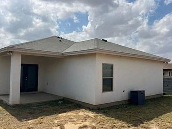 4th image of 1416 Riddle Dr