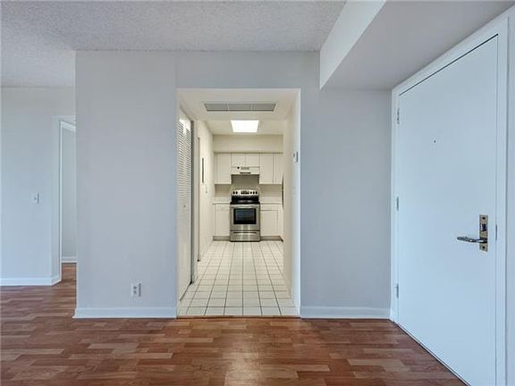 2nd image of 3300 NE 191st St APT 1105