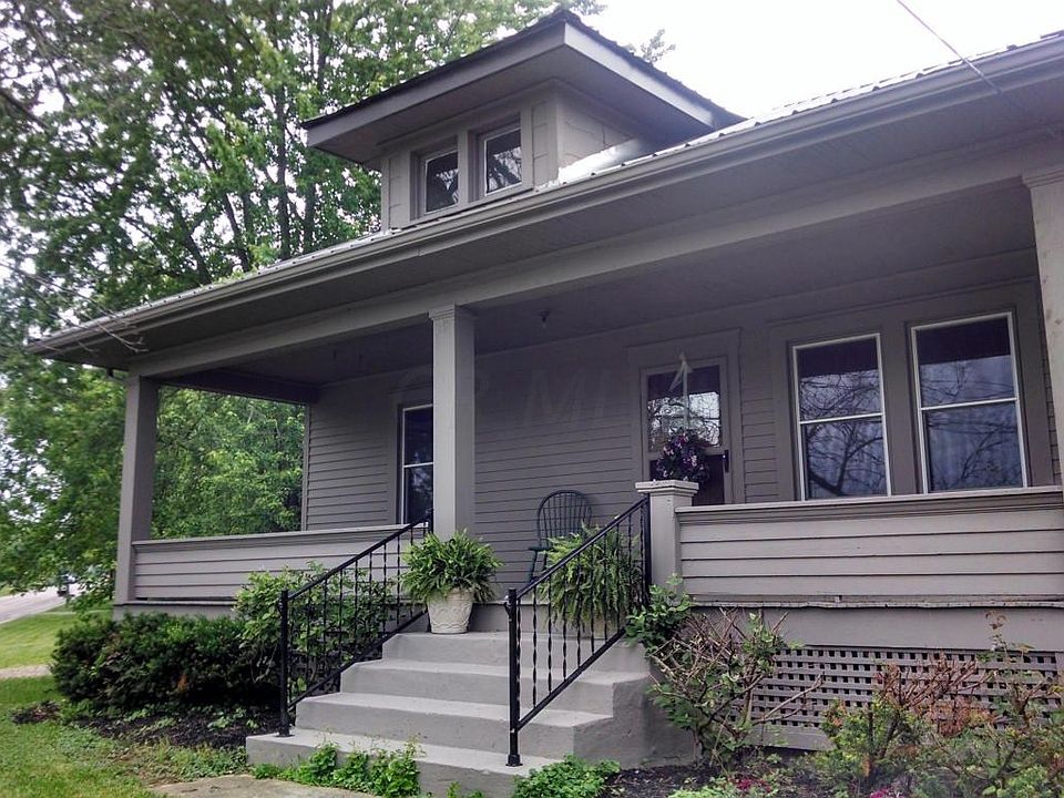 1st image of 184 N Center St