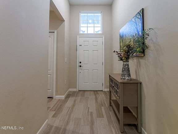 4th image of 347 TINTAMARRE Drive